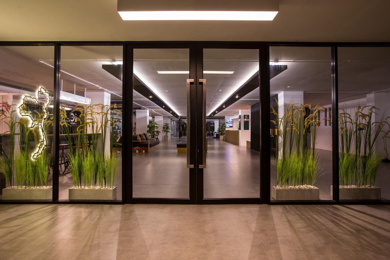 iChapter Suvarnabhumi Bangkok Exteriör bild